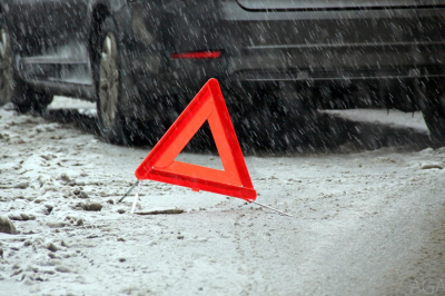 Дороги в Киеве превратились в каток из-за непогоды