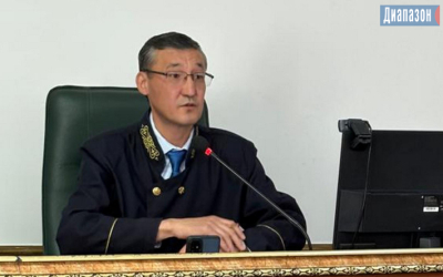 В Актобе начался суд по громкому делу о двойном убийстве пенсионеров в районе Москвы