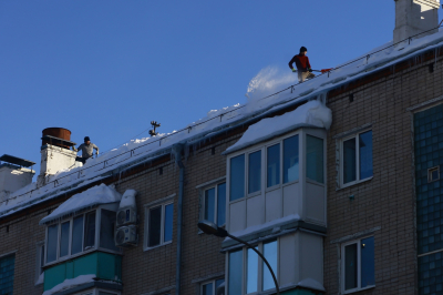 Крыши в Казани начали мониторить на заснеженность в авторежиме