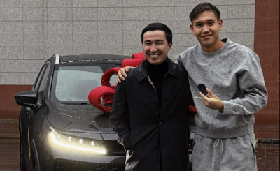 Новый Exeed подарили голкиперу &laquo;Кайрата&raquo; Шерхану Калмурзе