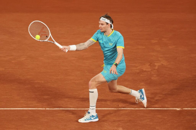 Бублик на &laquo;Ролан Гаррос&raquo; сенсационно победил девятую ракетку мира де Минора