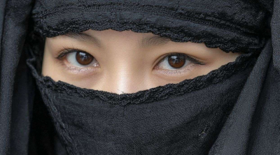 В ДУМК прокомментировали запрет на ношение одежды, закрывающей лицо