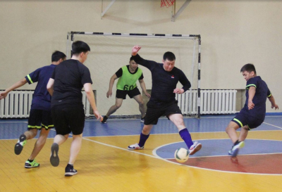 Гвардейцы выявили сильнейших в мини-футболе