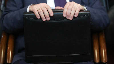 Премьер-министром Непала стал 35-летний рэпер Balen