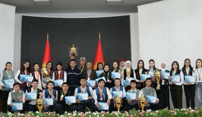 Студенты КНУ и КГТУ стали триумфаторами турнира по тогуз коргоолу