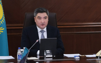 Небольшим считает государственный долг Казахстана премьер Бектенов