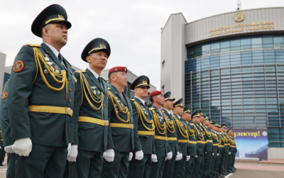 19 офицеров-гвардейцев выпустились из Национального университета обороны Республики Казахстан