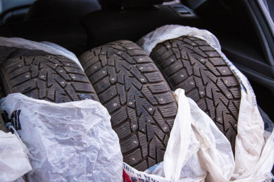 Роскачество: Резкое торможение ускоряет износ протектора шин