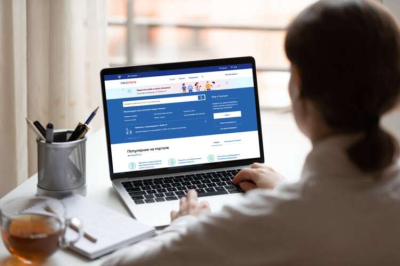 Оформление пособий для семей с детьми-инвалидами предлагают перенести в Госуслуги