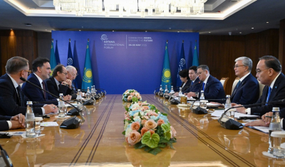 Токаев провел переговоры с министром по внешней торговле Франции